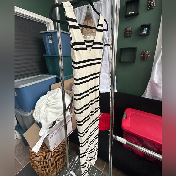 Meshki Henrietta Stripe Knit Maxi Dress - Picture 7 of 10